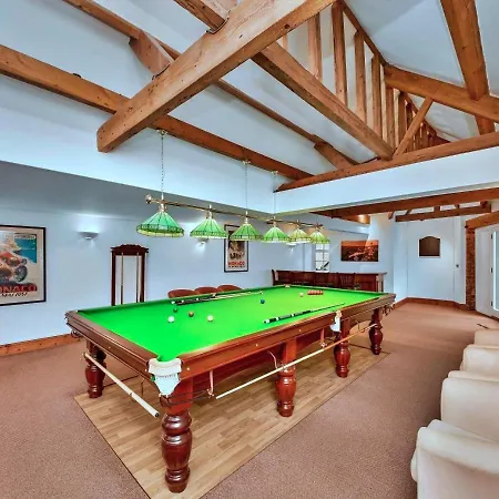 Finest Retreats - Catterick